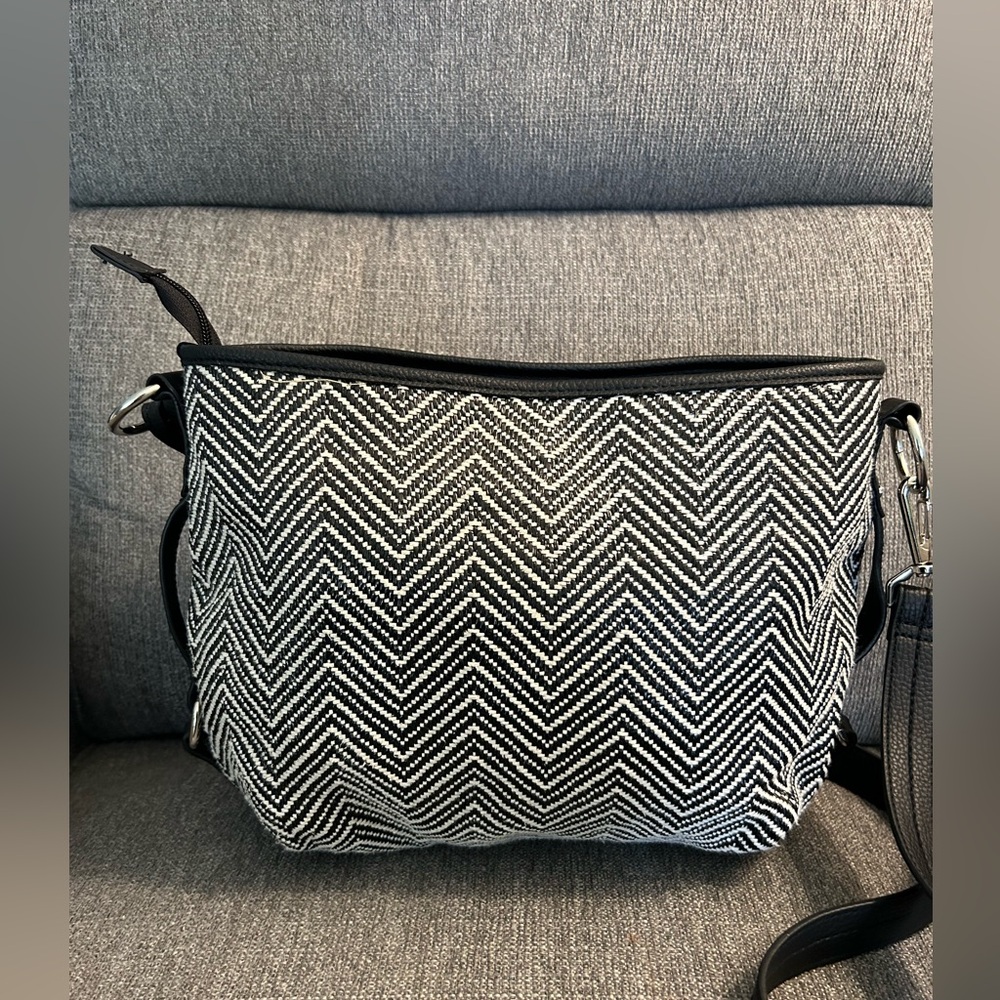 Rosetti Woven Chevron Pattern Bag - image 3